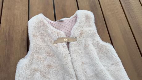 Kožušinková vestička lindex 122/128, lindex,128