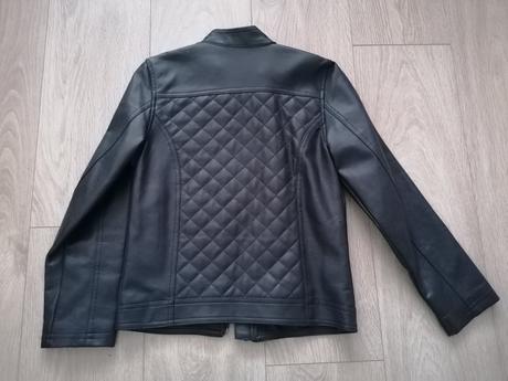 Šedá koženka, kanz,134