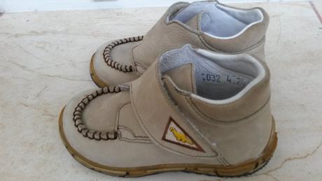 Celokožené mokasínky, 24