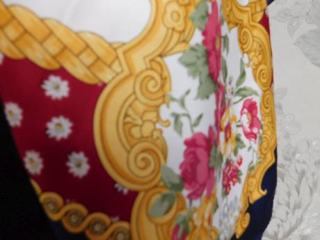 Kvalitná elegantná šatka, l