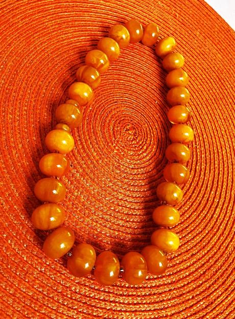 Jantárové korále, 