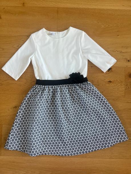 Dievcenske slavnostne saty, ido,164