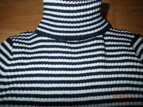 Nenosený upletový rolačik, next,122