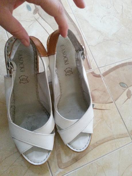 Koženné sandálky, lasocki,38