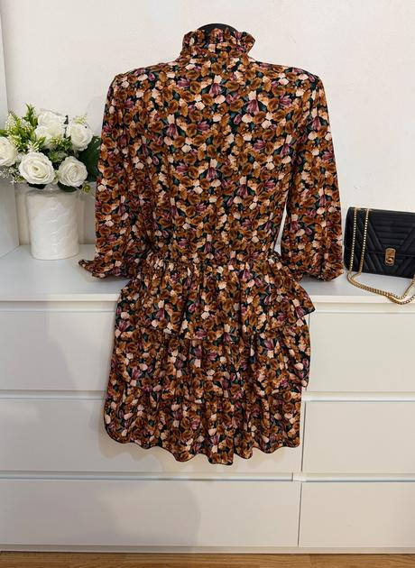 Kvetinové šaty italian style volánové romantické, s