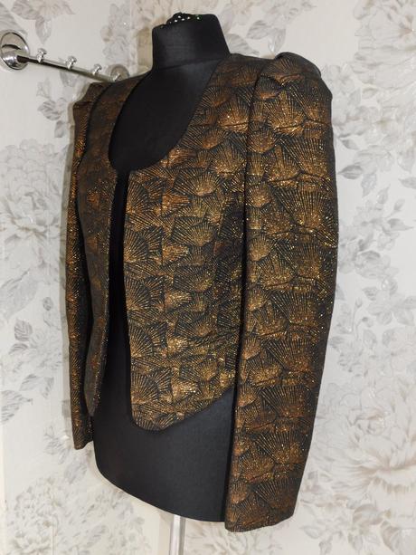 Maison scotch luxusny slavnostny blejzer, 36