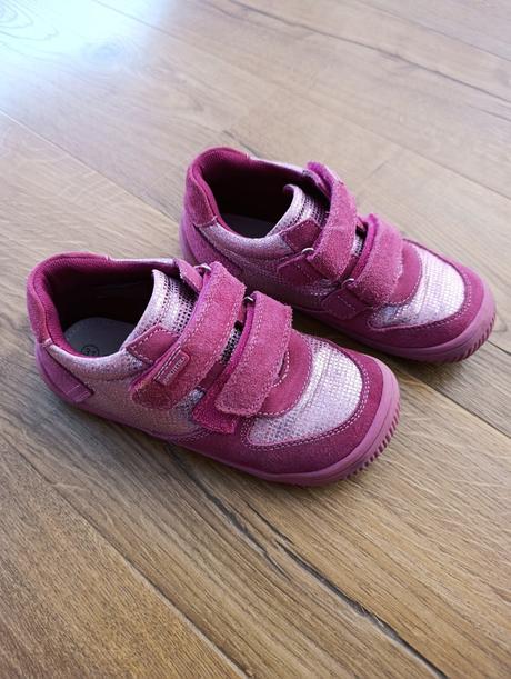 Protetika melania fuxia (veľkosť 31), protetika,31