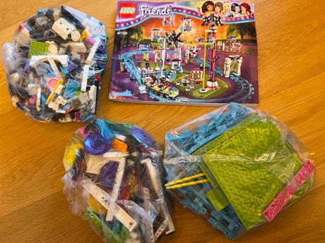 Lego friends horská draha v zábavnom parku, 