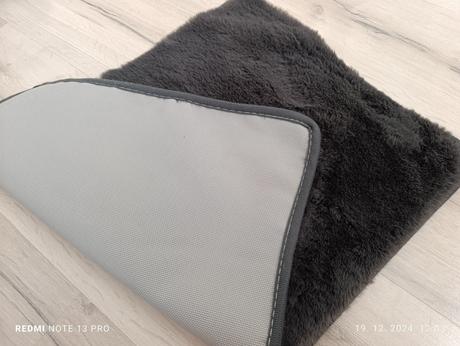 Plyšový koberček 60x40cm,