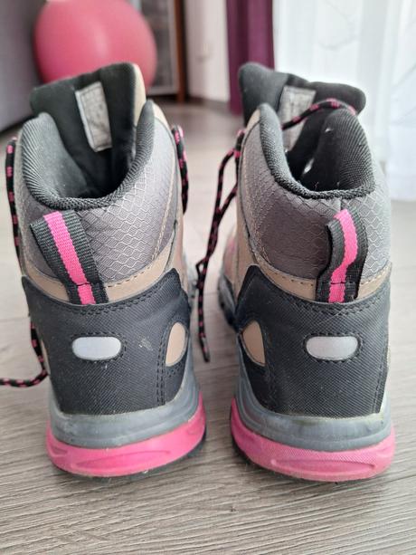 Turistické topánky, 34