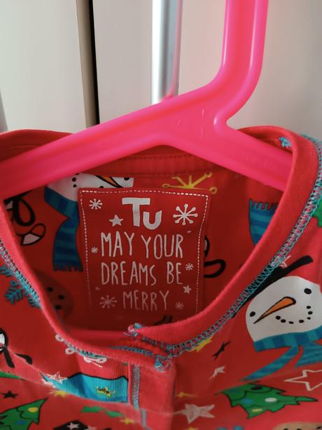 Vianočné dupačky, tu,92