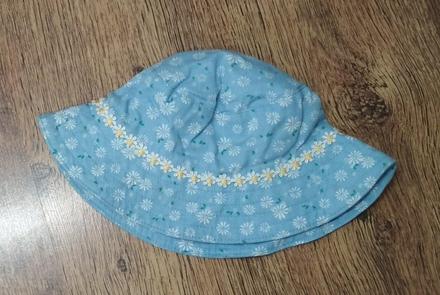 Klobuk kvetinky, f&f,62