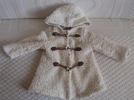 Dievčenský kožúšok, 98