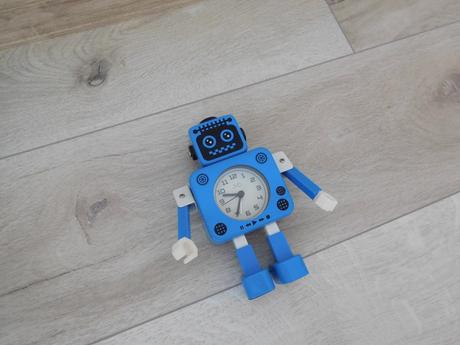 Kovové hodiny robot modrý do detskej izby,, 