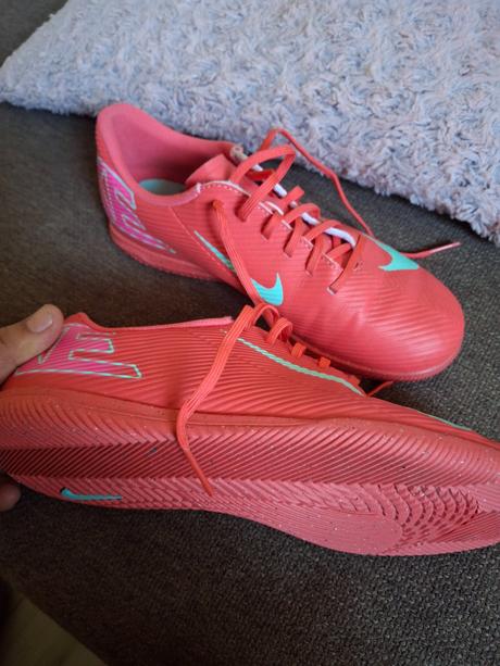 Ružové halovky, nike,37