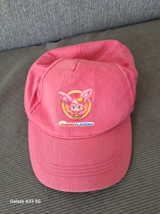 Dievčenská šiltovka, 122