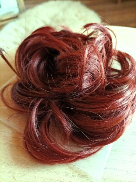 Vlasová gumička na drdol, 