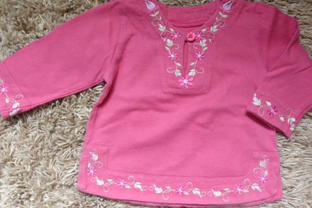Ružové tričko s výšivkou, 68