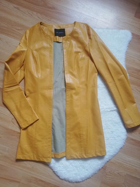 Kožený predĺžený kabátik, s