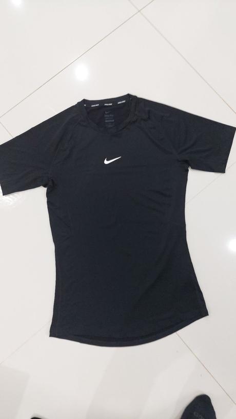 Nike tricko, nike,l