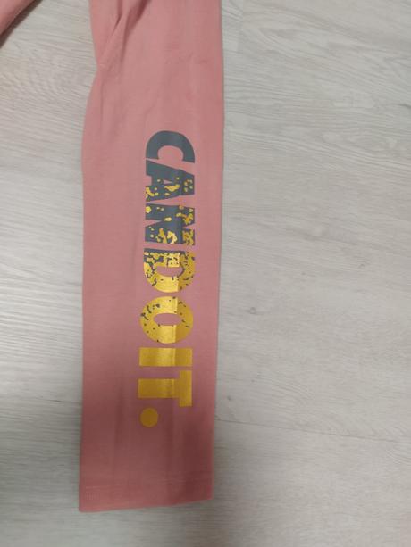 Ružové legíny., 134