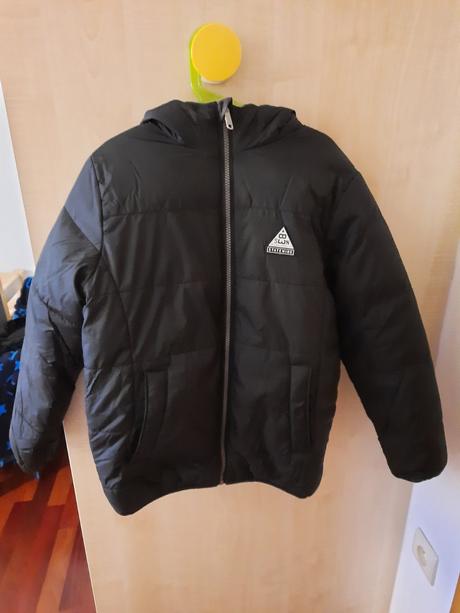 Bunda na zimu obojstranná, c&a,146