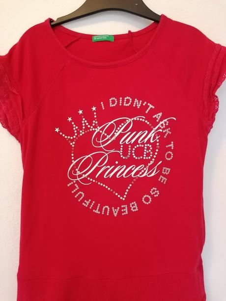 Červené šaty pre 8 až 9r, benetton,140