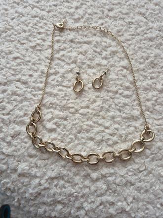 Súprava retiazka a náušnice,