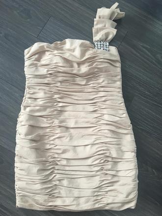 Kokteilové šaty, 38