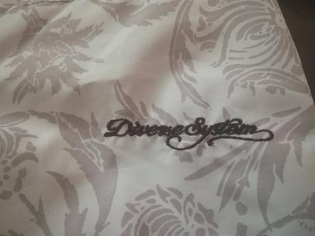 Divene obojstranná prechodná bunda, s