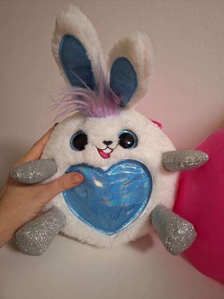 Rainbocorns zajac s krydlami, 