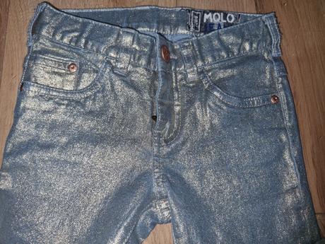 Metalické nohavice, 128