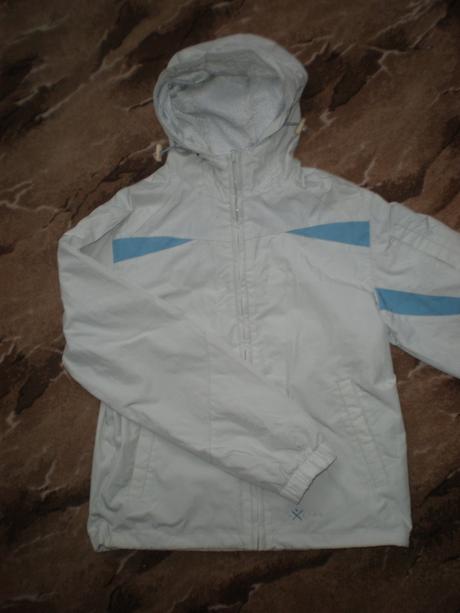 Svetlomodrá bunda, s