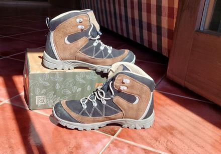 Turistické celoročné topánky, 37