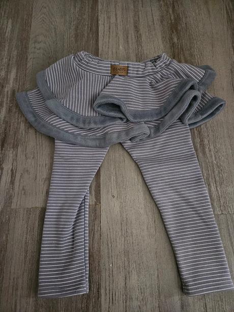 Suknoleginky hrube even, 104