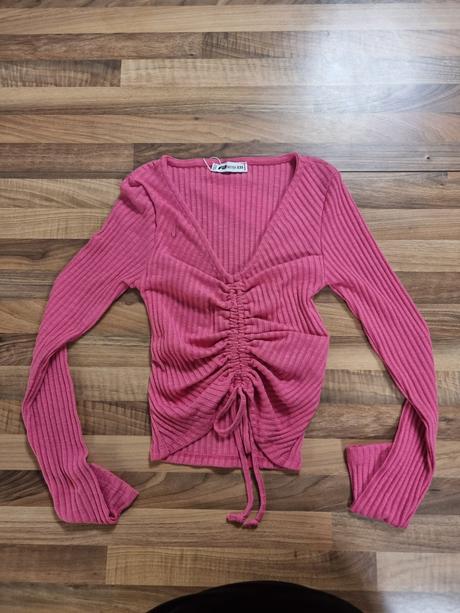 Trická a crop topy, bershka,xs