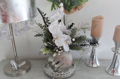 Luxusný vianočný aranž s orchideou, 