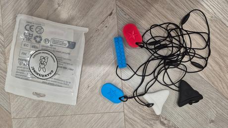 Hryzátka na šnúrke na krk 5ks, 