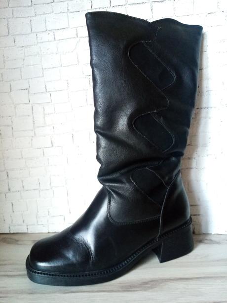 Čierne vysoké dámske čižmy v.40, 40