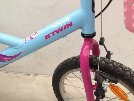 Bicykel+helma+pomocne kolesa, 16