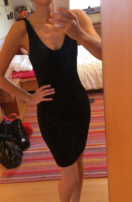 Zamatové šaty forever 21, m