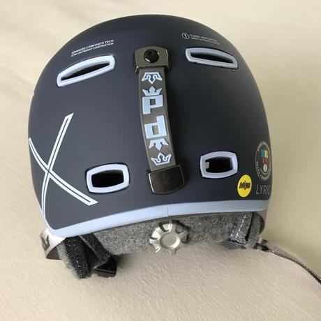 Lyziarska prilba pret lyric, s