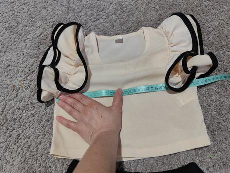 Dievčenská súprava, 128