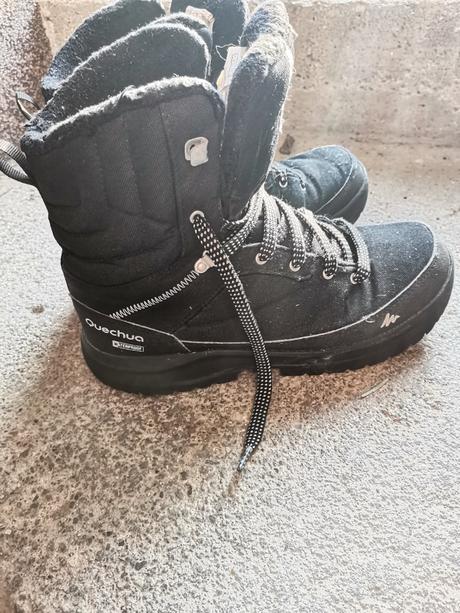 Výborne, teplé topánko- čižmy, quechua,39