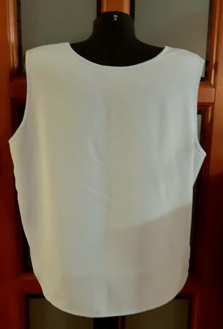 Predám letný top (blúzku)  veľ.xl (44), xl