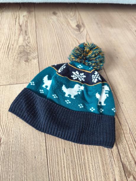Zimná čiapka, broel,48