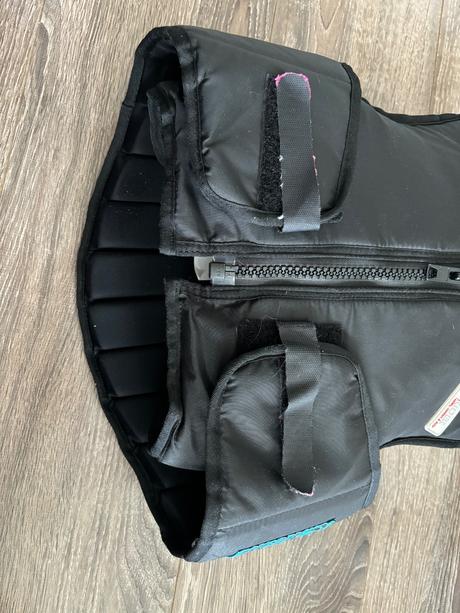 Ochranná vesta na jazdenie na koni, s