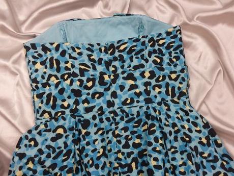 Letné tyrkysové šaty, 36