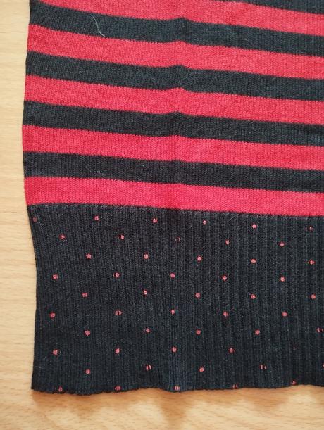 Červeno čierny pásikavý svetríkový top, only,s