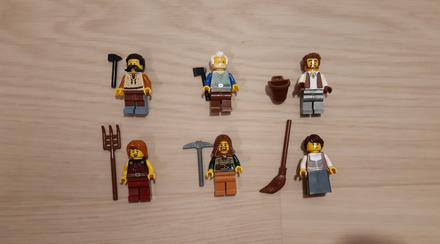 Predám lego mix figúrok sedliakov/dedinčanov/sedlá, 